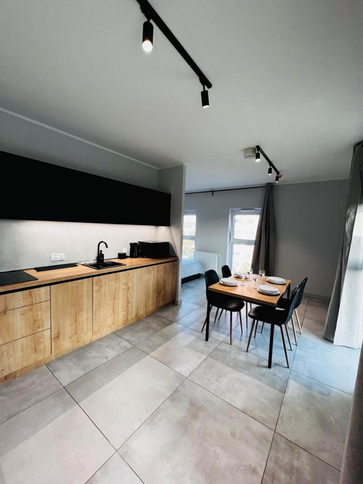 Property Apart - Legnicka Business Center Wroclaw Exterior photo